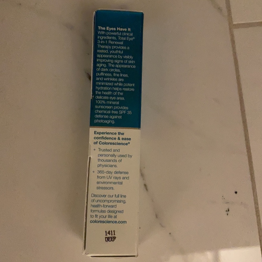 Colorescience Total Eye - Picture 2 of 2